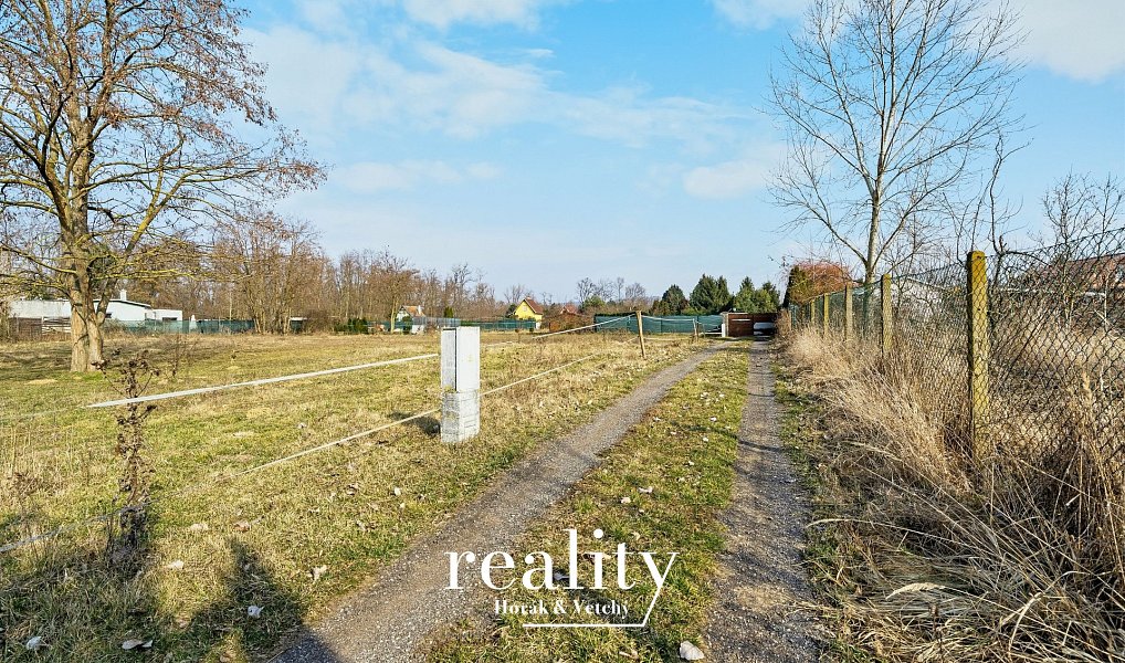 Prodej pozemku 2 018 m², Znojmo – náhled fotky 11