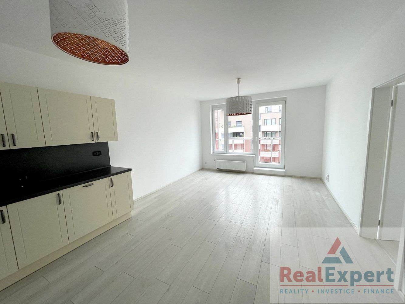 Pronájem bytu 2+kk 56 m² — photo 4