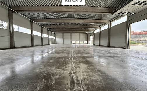 Pronájem skladovacích prostor 808 m², Ke Kablu, Praha 10