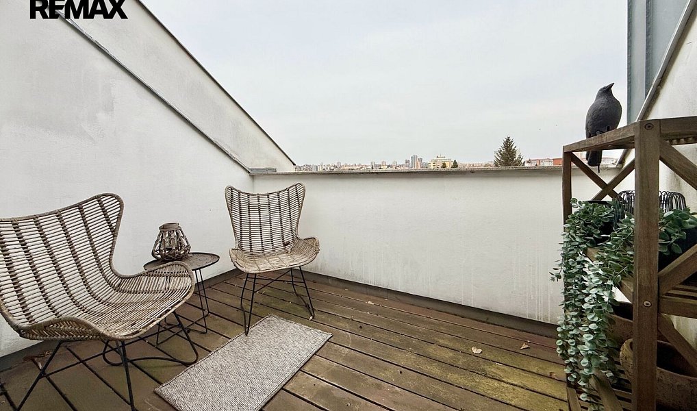 Prodej bytu 3+kk 69 m², Praha – náhled fotky 2