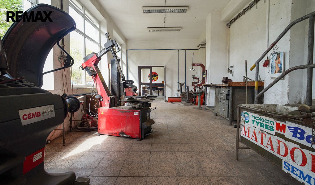 Prodej obchodních prostor 278 m², Smiřice – náhled fotky 6