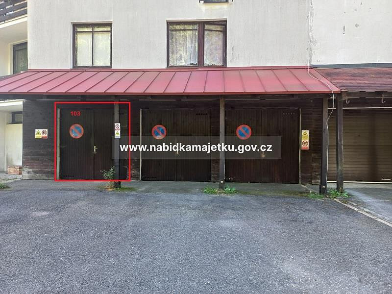 Harrachov, pronájem garáže č. 103 v čp. 594