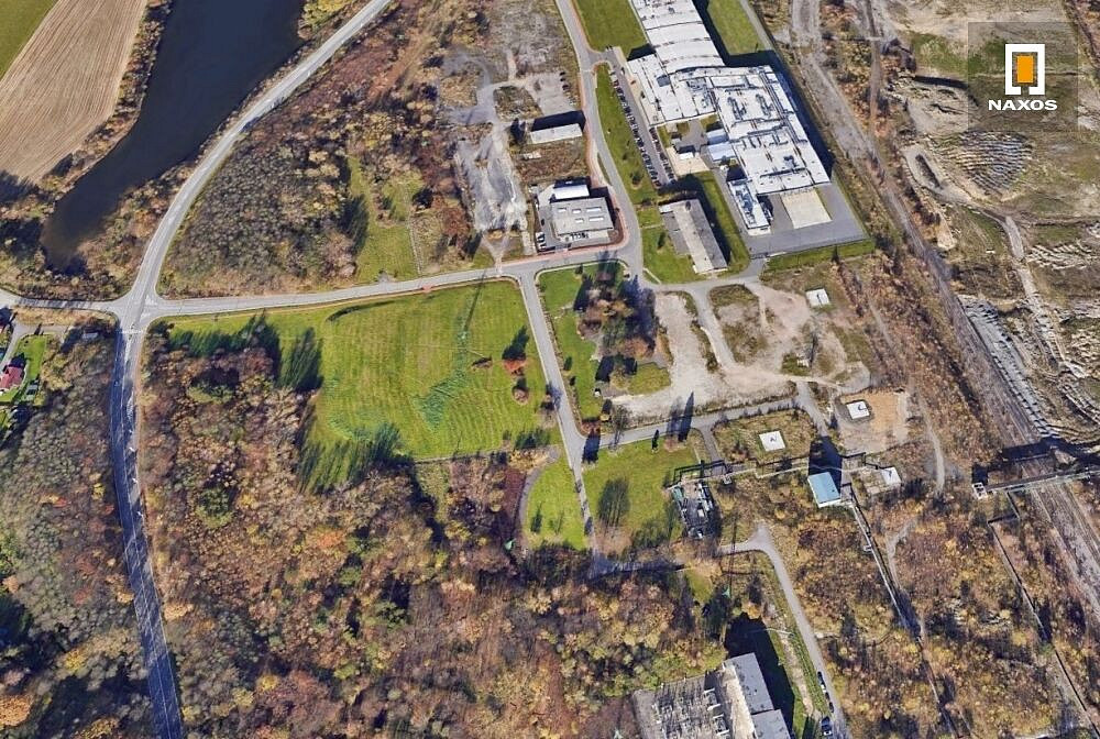 Prodej komerčního pozemku 13 000 m² – pohled 4