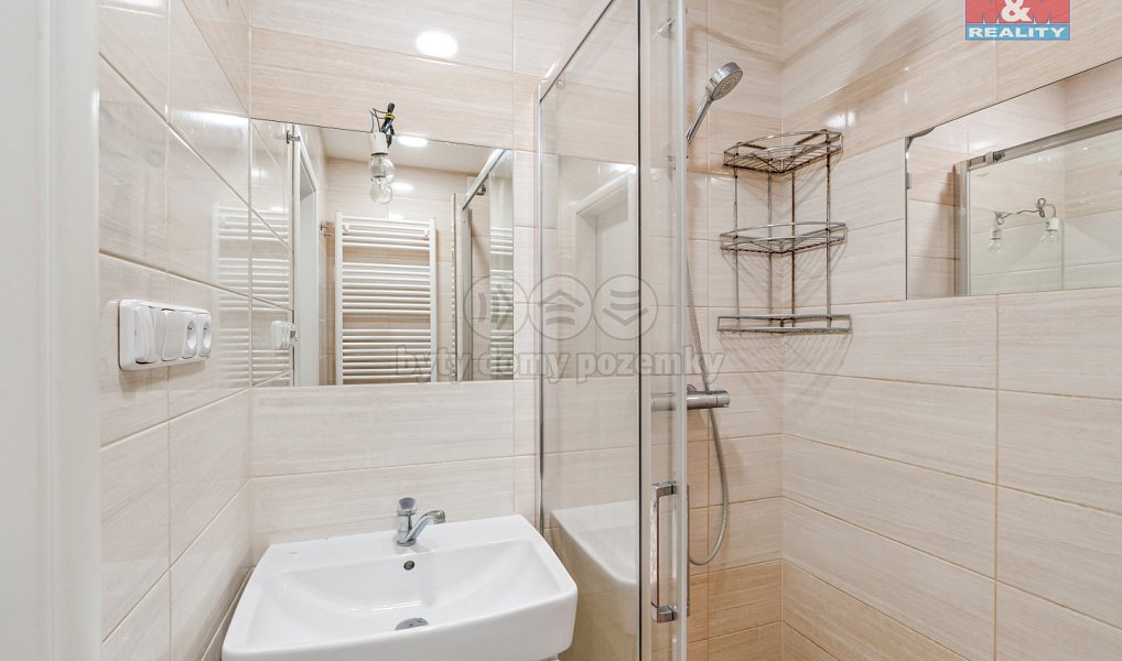 Prodej domu 140 m² s pozemkem 375 m², Vražkov – náhled fotky 6