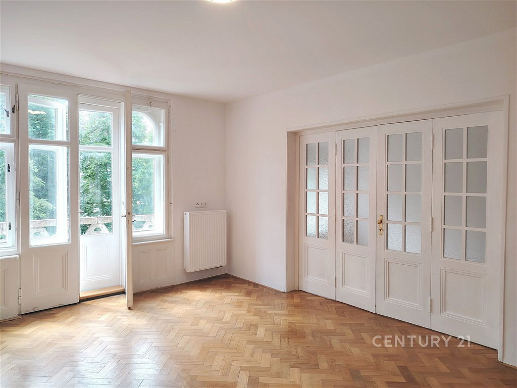 Pronájem bytu 3+kk 81 m² — photo 3