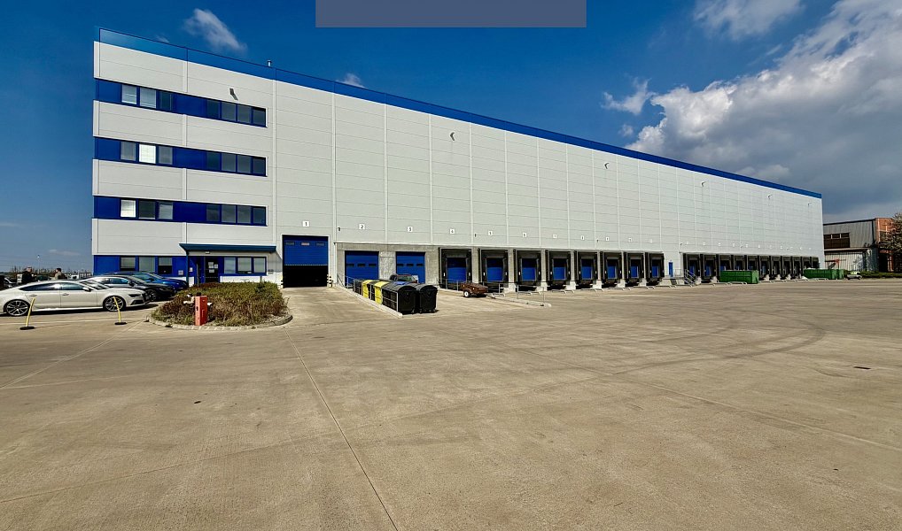 Pronájem skladovacích prostor 5 000 m², Hradec Králové – fotka 1 z 6