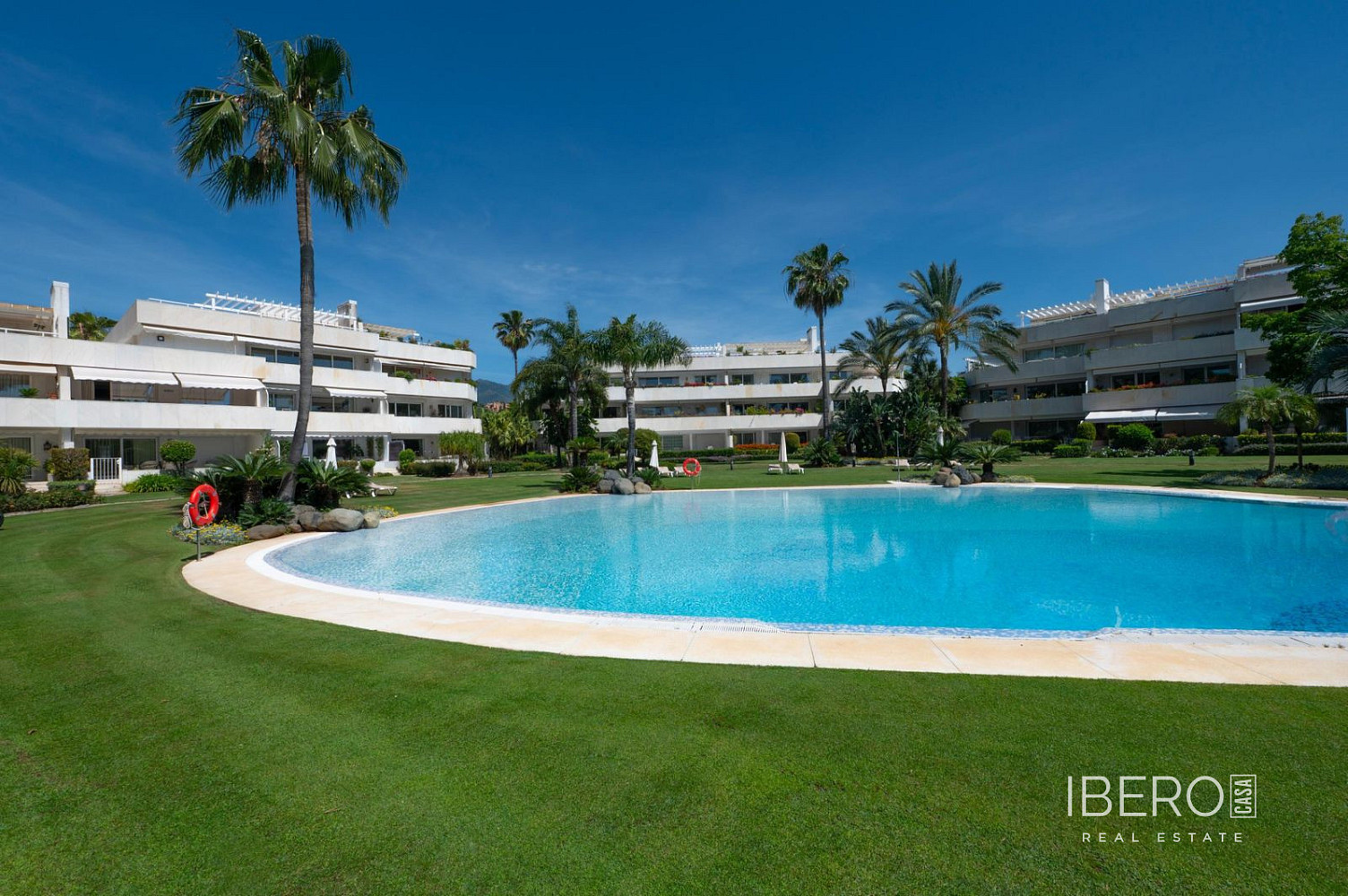 Piso 5+kk – Marbella, Nueva Andalucía - Vista 5
