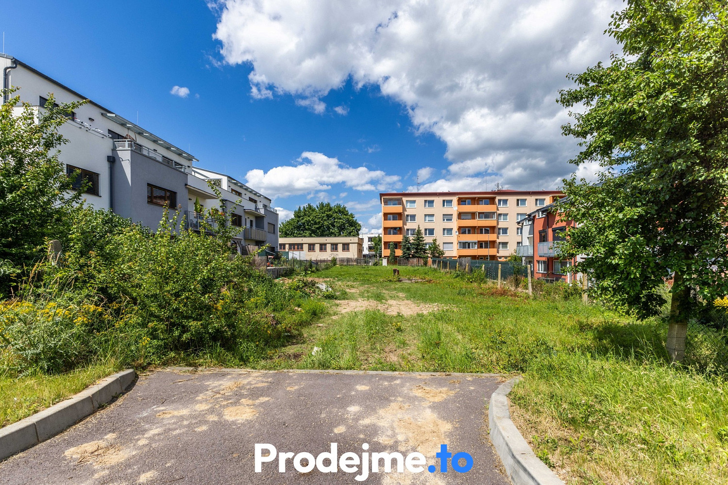 Prodej stavebního pozemku 877 m² – fotografie 4