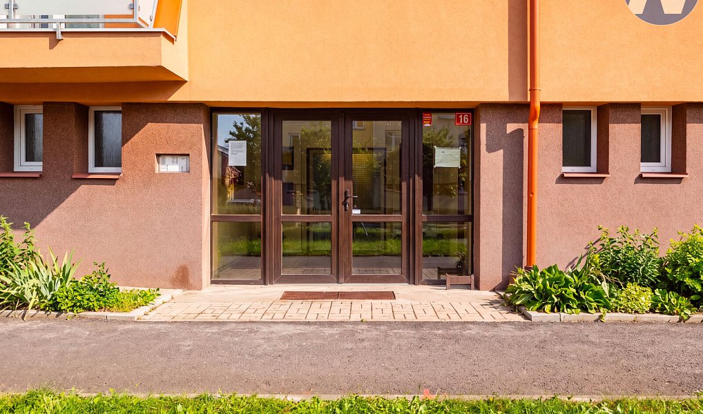 Prodej bytu 3+1 67 m², Volary – náhled fotky 16