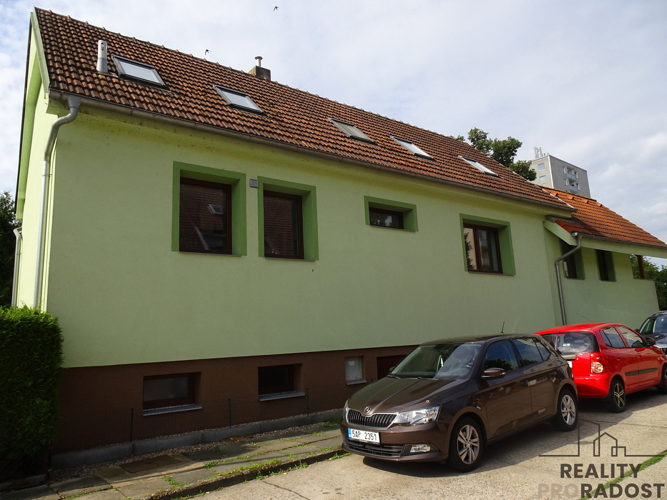 Prodej domu 250 m² s pozemkem 221 m² – fotografie 3