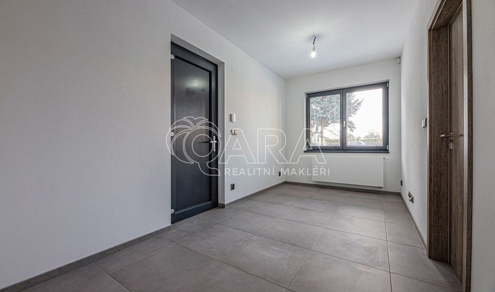 Pronájem kanceláře 27 m², Praha – náhled fotky 5