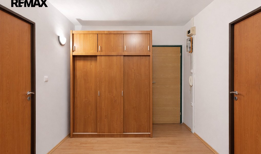Prodej bytu 3+1 70 m², Praha – náhled fotky 13