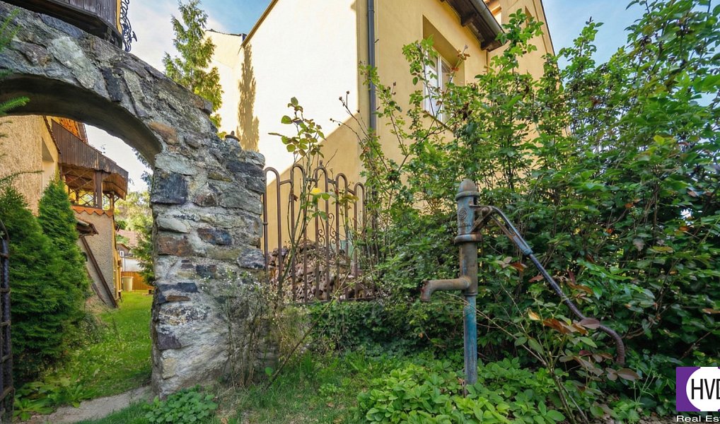 Prodej domu 170 m² s pozemkem 347 m², Holubice – náhled fotky 7
