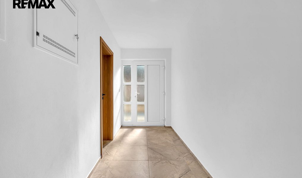 Prodej domu 132 m² s pozemkem 1 031 m², Nechanice – náhled fotky 15