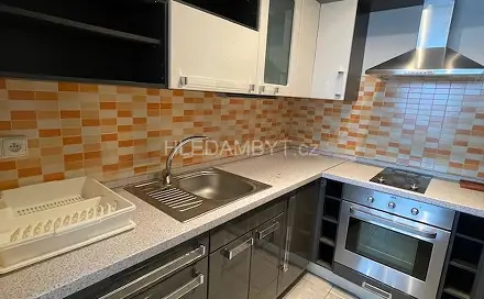 Pronájem bytu 2+kk 45 m², Mazancova, Praha 4 - Modřany