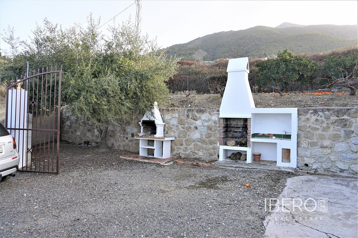 Prodej domu 121 m² s pozemkem 19 274 m² — photo 2