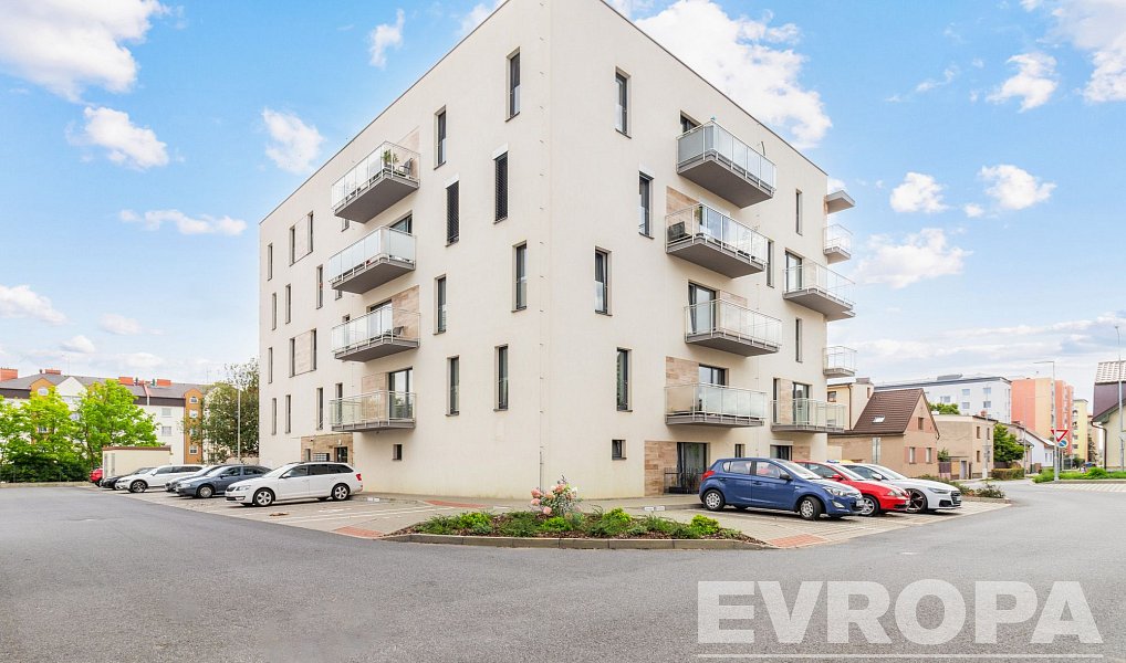 Pronájem bytu 3+kk 81 m², Havlíčkův Brod – náhled fotky 12