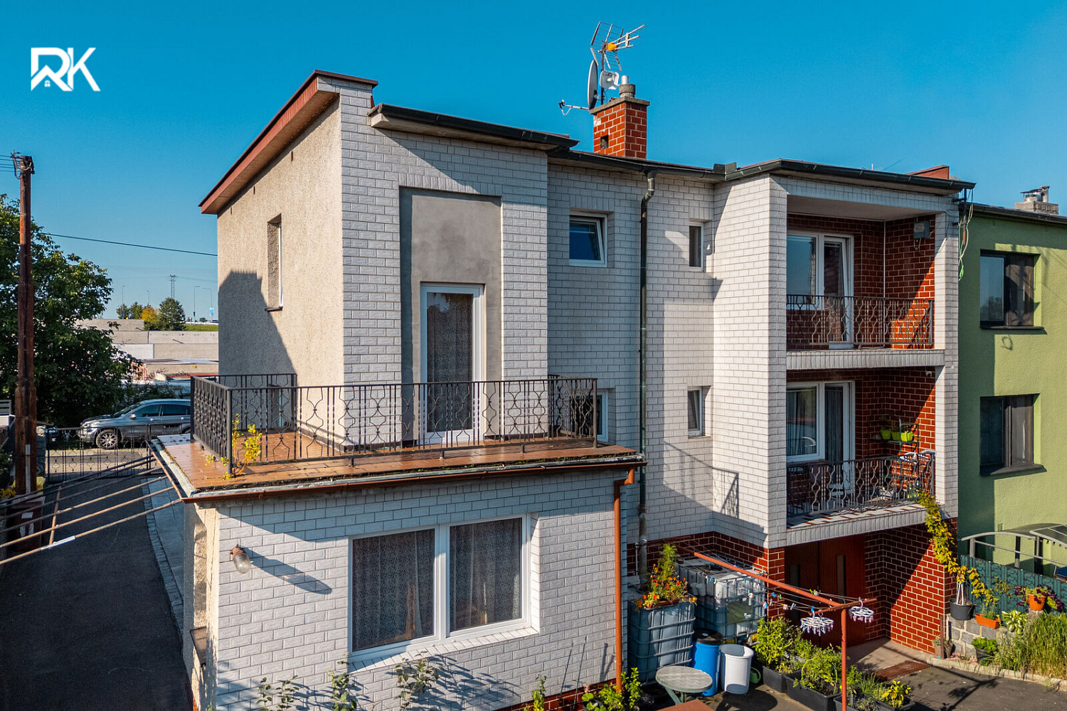 Prodej domu 252 m² s pozemkem 658 m² – fotografie 3