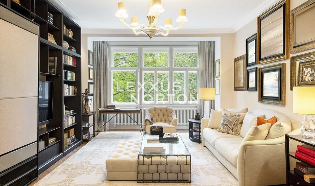 Prodej bytu 3+1 117 m², Praha – fotka 1 z 19