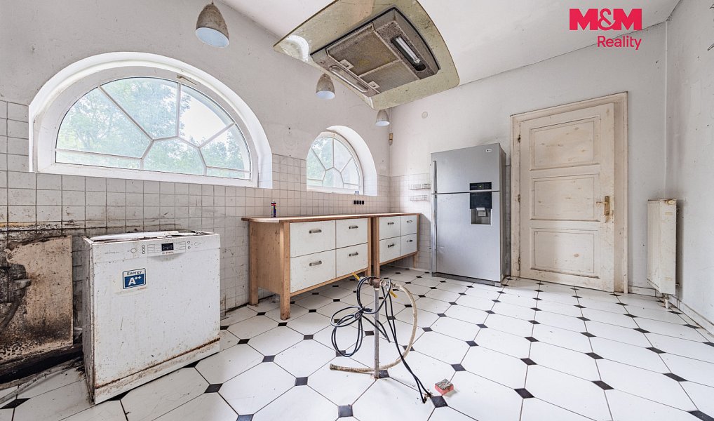 Prodej domu 287 m² s pozemkem 797 m², Žiželice – náhled fotky 7