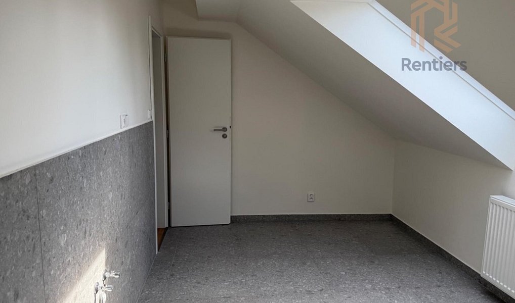 Prodej domu 137 m² s pozemkem 332 m², Rostoklaty – náhled fotky 21