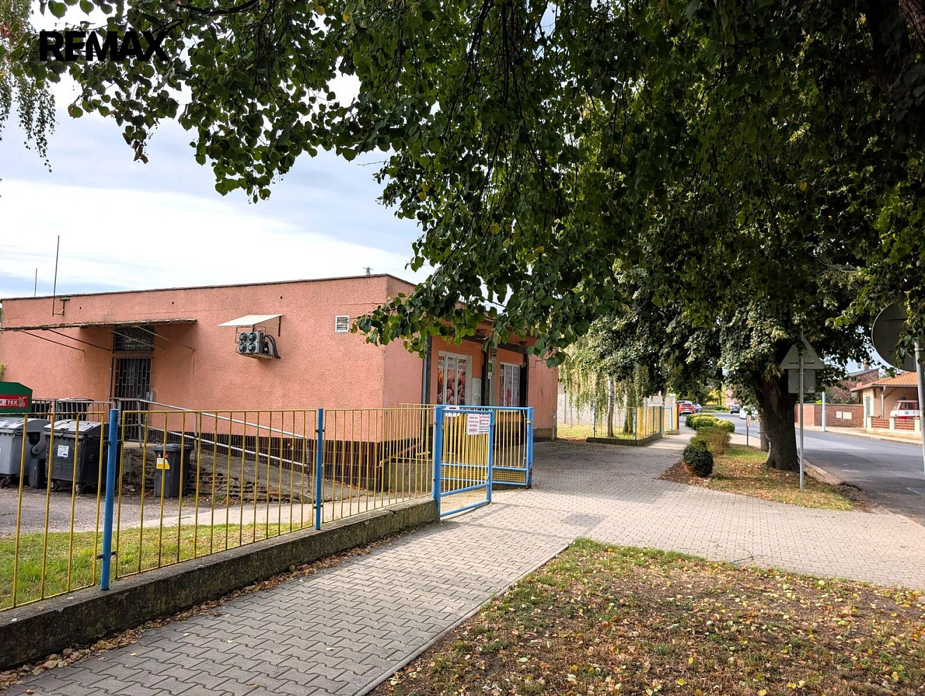 Prodej obchodních prostor 140 m² – fotografie 5