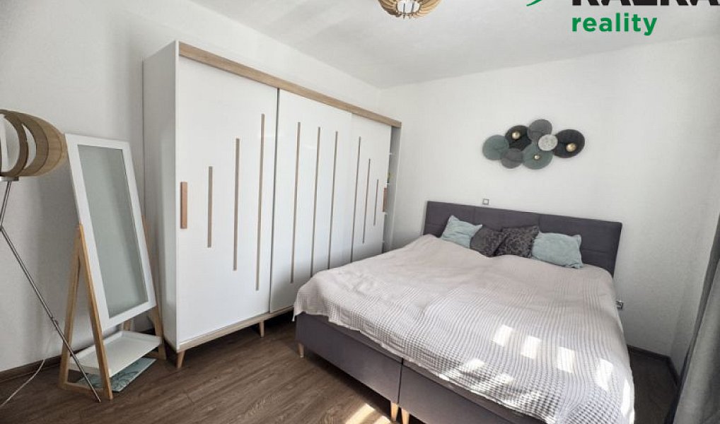 Pronájem bytu 3+1 69 m², Tachov – náhled fotky 11