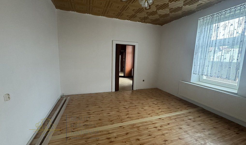 Pronájem bytu 2+kk 50 m², Jičín – náhled fotky 7