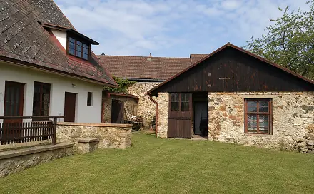 Prodej chalupy 210 m² s pozemkem 1 615 m², Hlinná - Lbín, okres Litoměřice
