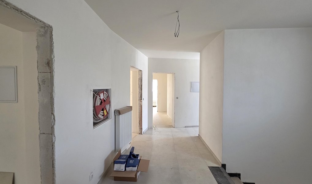 Pronájem bytu 2+kk 63 m², Sloup – náhled fotky 13