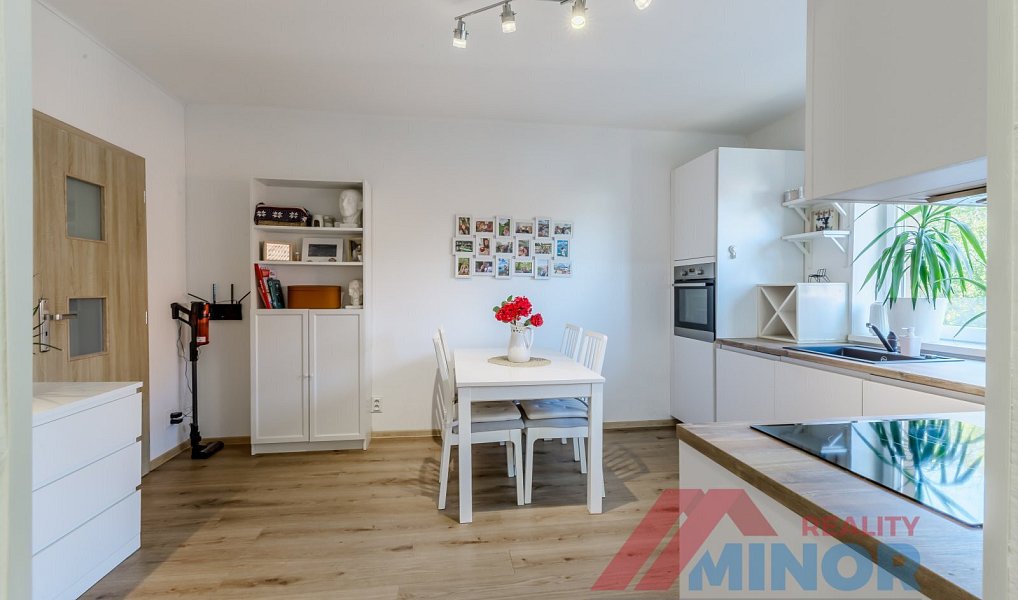 Prodej bytu 1+1 42 m², Buštěhrad – náhled fotky 7