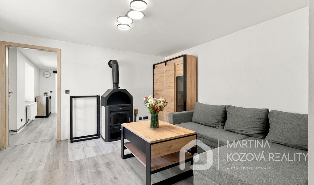 Prodej domu 95 m² s pozemkem 574 m², Kolaje – náhled fotky 2