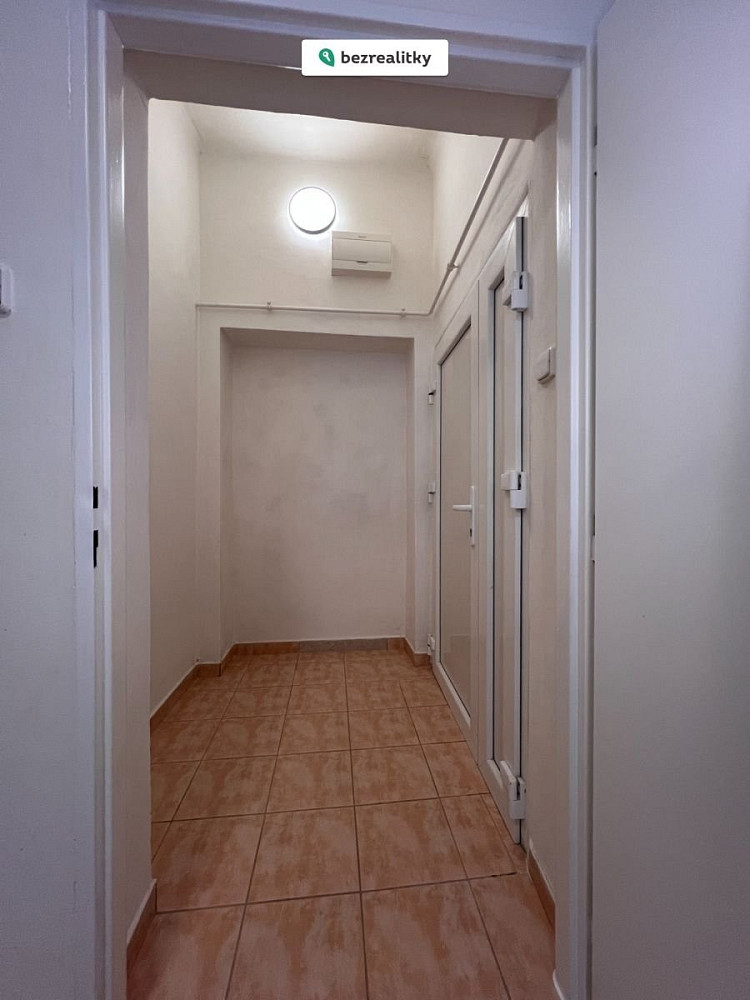Prodej bytu 2+kk 48 m² — photo 2