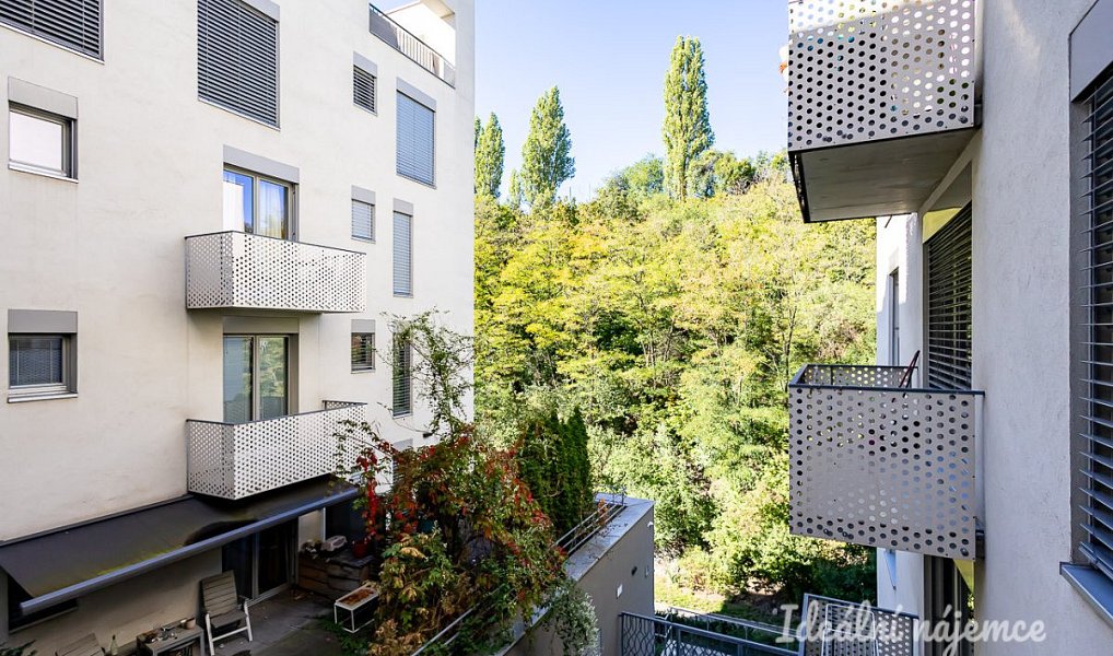 Pronájem bytu 2+kk 44 m², Praha – náhled fotky 4