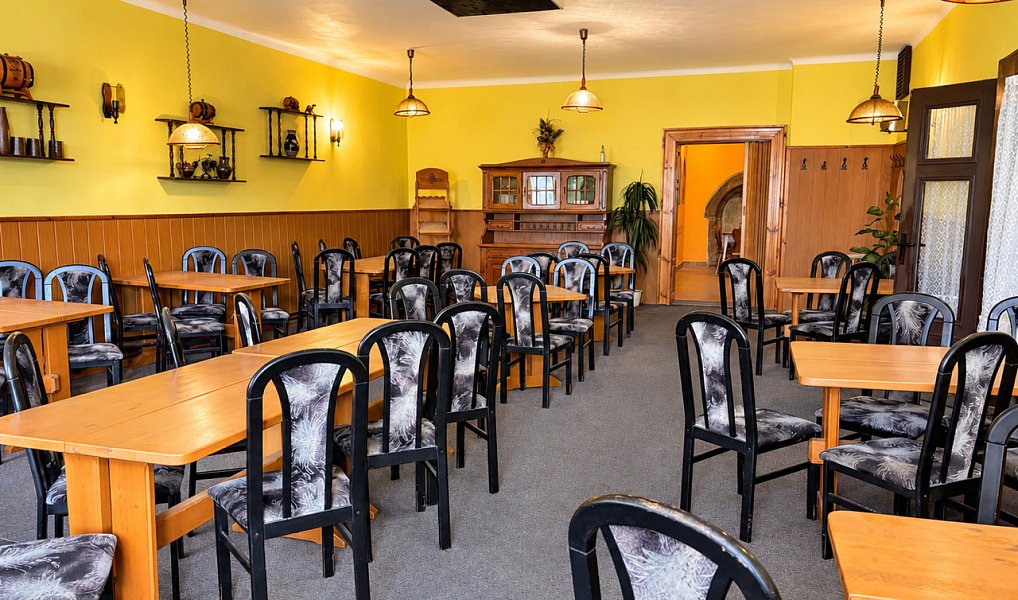 Prodej domu 560 m² s pozemkem 720 m², Slavonice – náhled fotky 14
