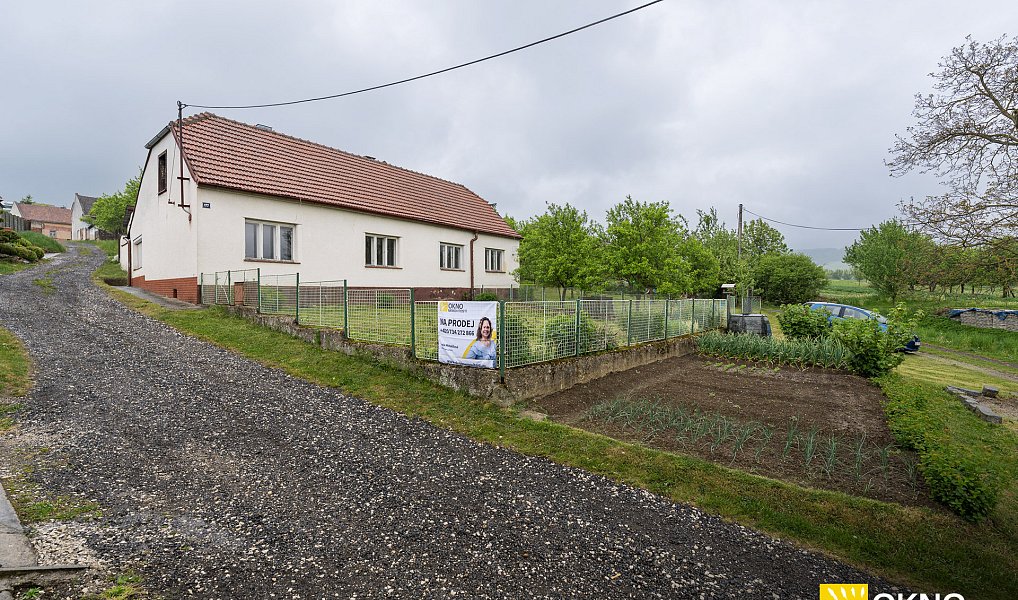 Prodej domu 197 m² s pozemkem 1 265 m², Strání – fotka 1 z 24