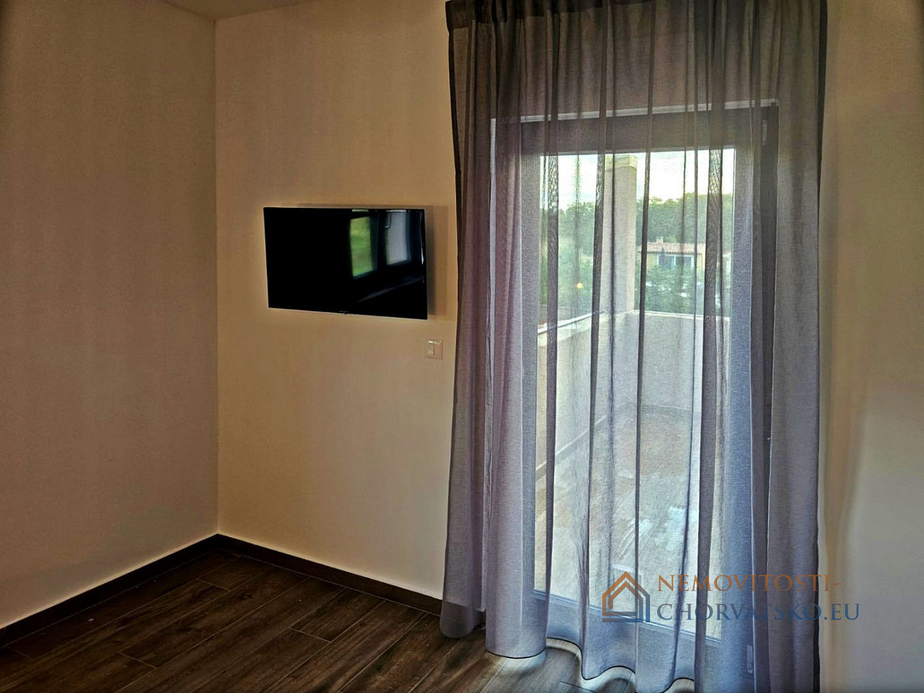 Prodej domu 188 m² s pozemkem 1 207 m² - Visning 6
