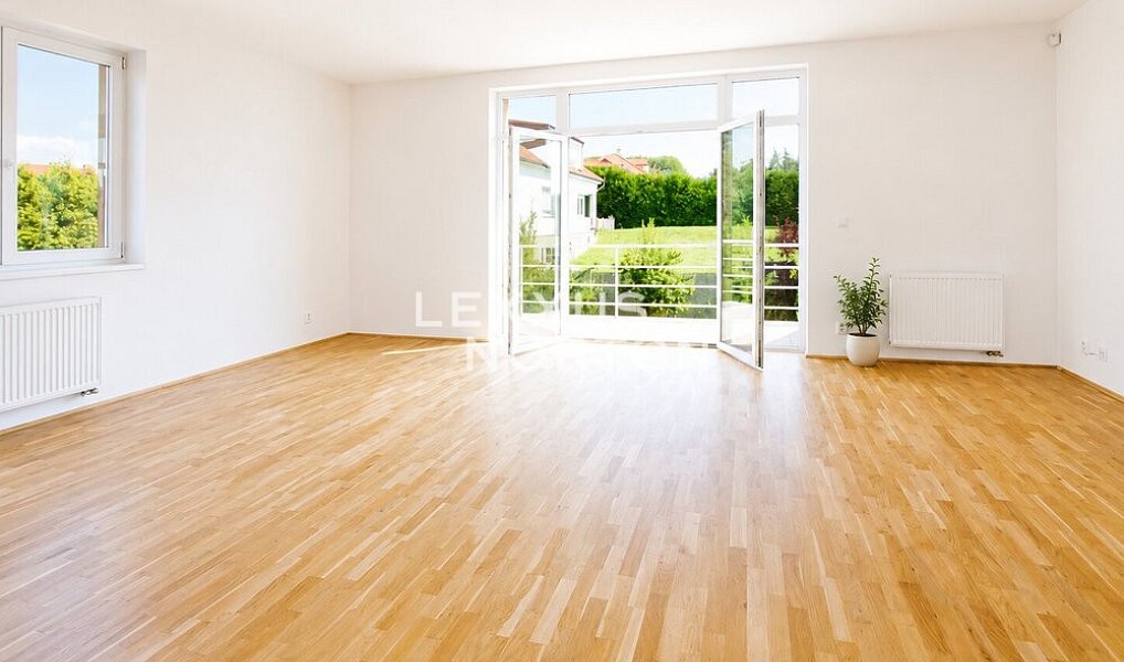 Pronájem domu 300 m² s pozemkem 1 000 m², Praha – náhled fotky 9