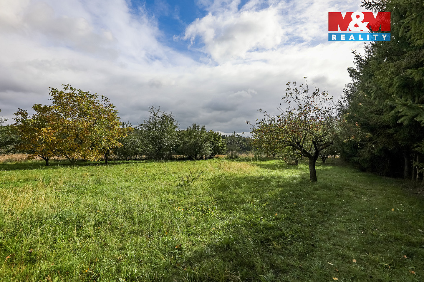 Prodej stavebního pozemku 1 030 m² - Widok 6