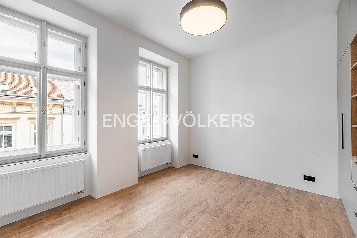 Pronájem bytu 3+kk 102 m² – fotografie 3