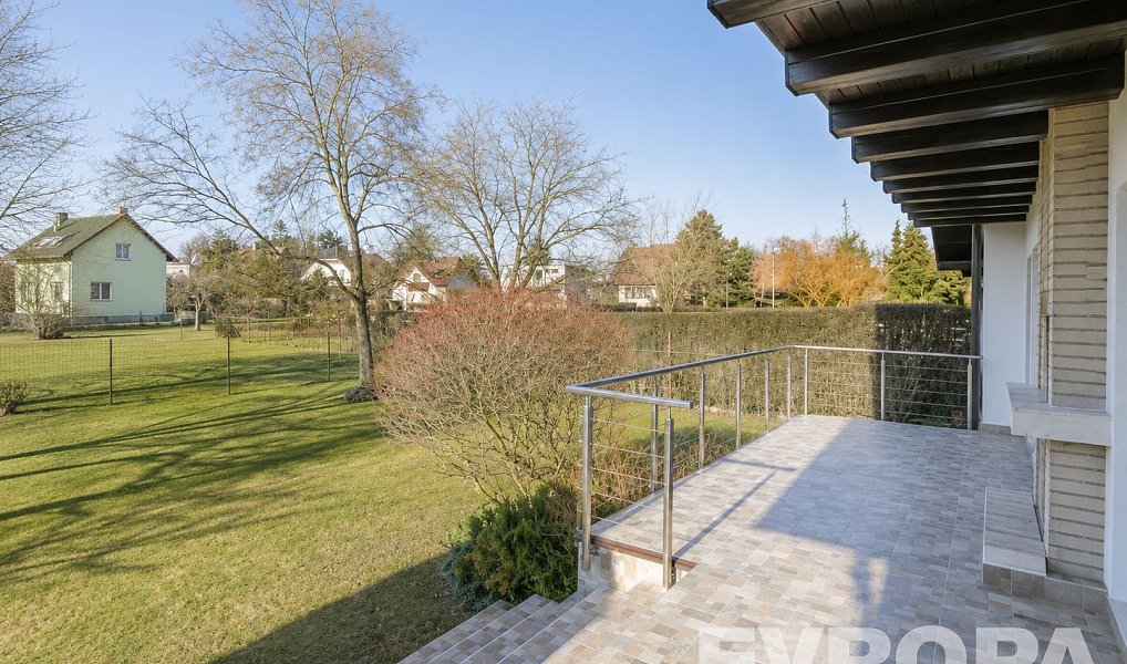 Pronájem domu 350 m² s pozemkem 534 m², Průhonice – náhled fotky 15