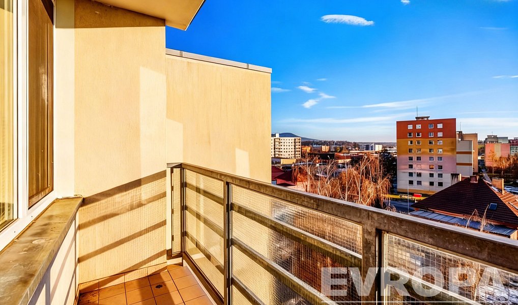 Prodej bytu 4+1 76 m², Roudnice nad Labem – fotka 1 z 16