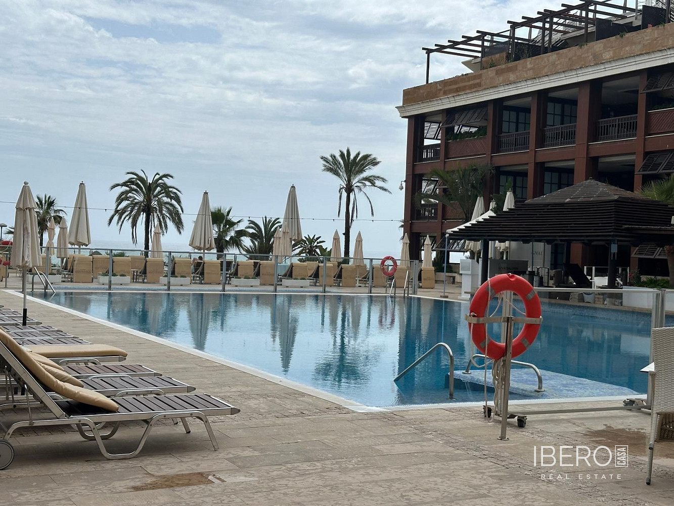 Piso 4+kk – Marbella, Nueva Andalucía