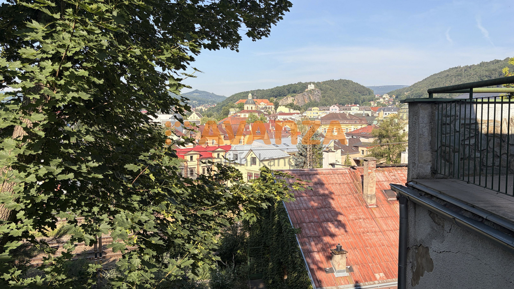Prodej kanceláře 1 200 m² – fotografie 3