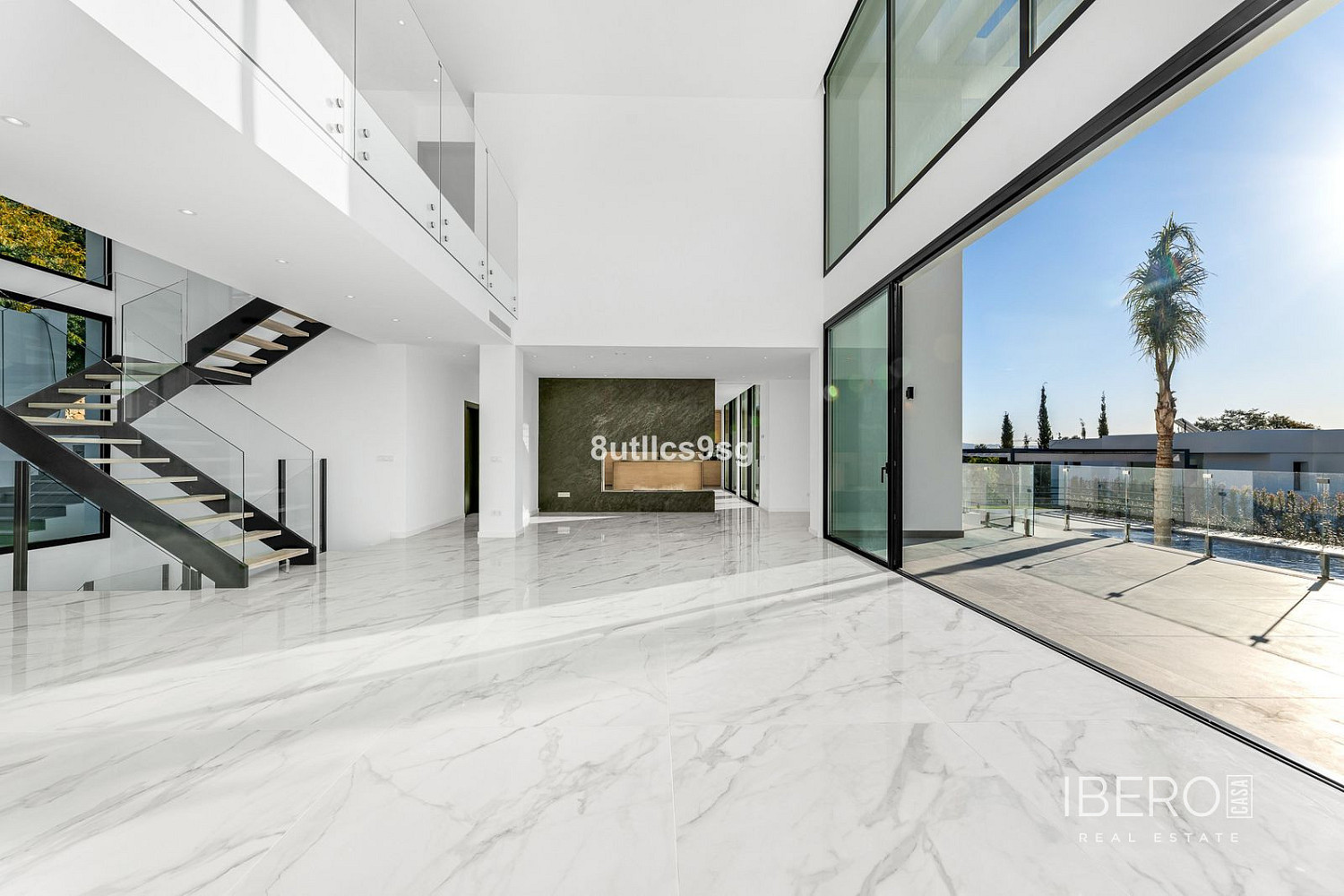 Prodej domu 1 038 m² s pozemkem 1 890 m² — photo 4
