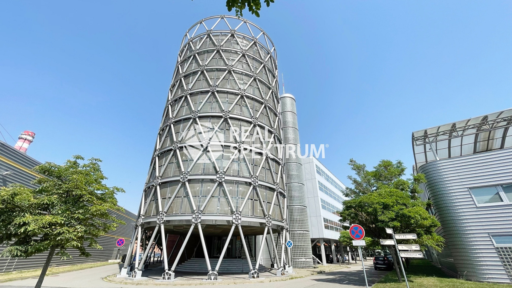 Lokal, 111 m²