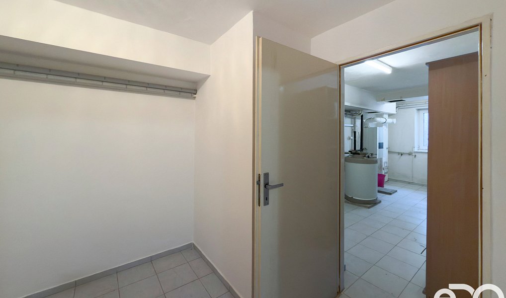 Prodej domu 388 m² s pozemkem 1 730 m², Senohraby – náhled fotky 34