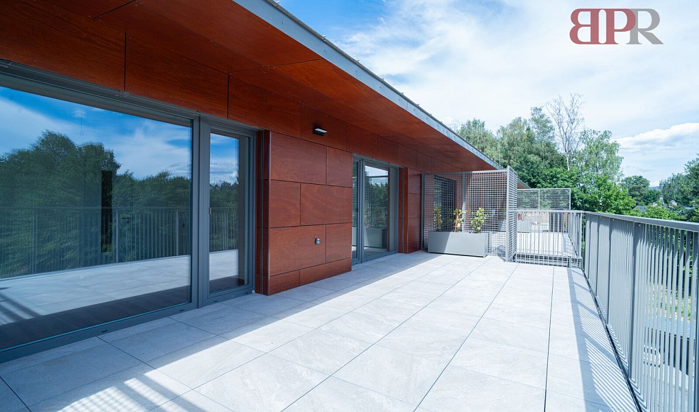 Pronájem bytu 2+kk 54 m², Jablonec nad Nisou – náhled fotky 2
