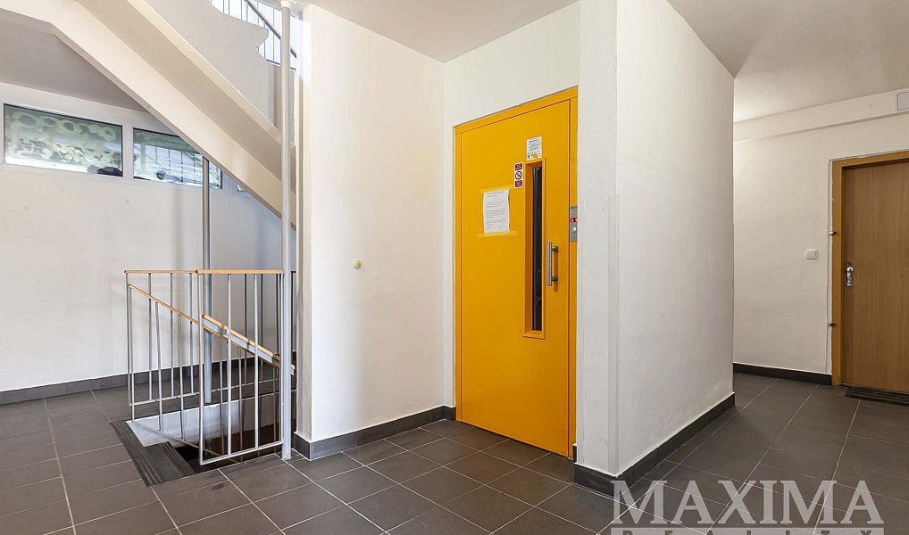 Prodej bytu 3+1 77 m², Praha – náhled fotky 22