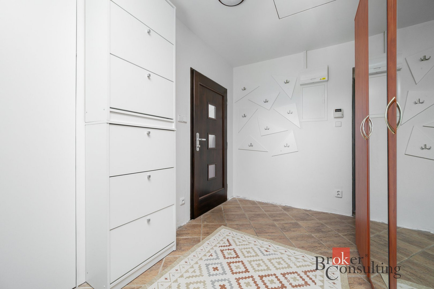 Prodej domu 146 m² s pozemkem 851 m² — photo 3